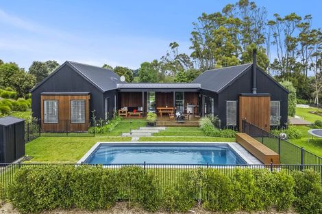 Photo of property in 477 Waiau Pa Road, Waiau Pa, Pukekohe, 2679