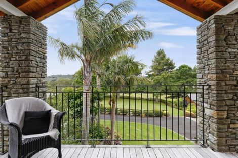 Photo of property in 39 Glenmore Road, Sunnyhills, Auckland, 2010