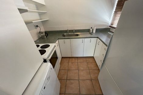 Photo of property in 152 Akaroa Drive, Maupuia, Wellington, 6022