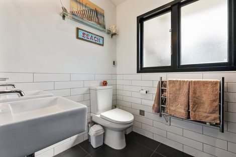 Photo of property in 73 Stanbury Avenue, Somerfield, Christchurch, 8024