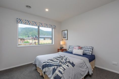 Photo of property in 67 Waipunahau Road, Waikanae, 5036