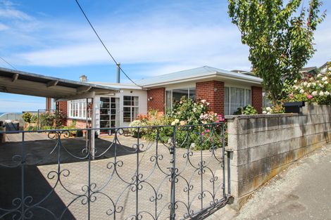 Photo of property in 37 Wharfe Street, South Hill, Oamaru, 9400