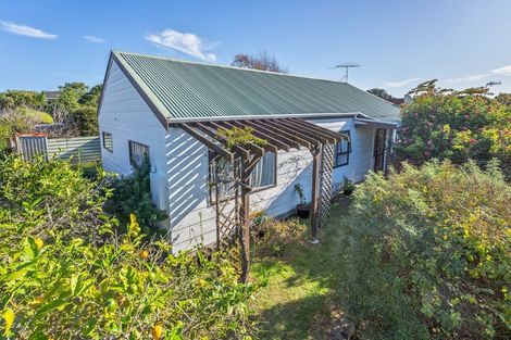 Photo of property in 32a Belvedere Avenue, Waikanae, 5036