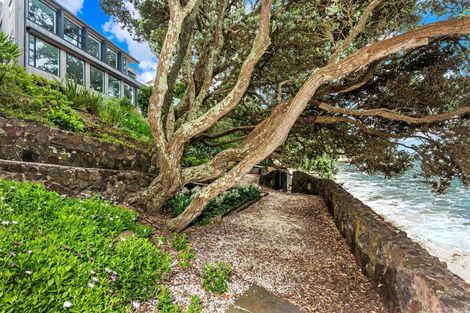 Photo of property in 2 Old Lake Road, Narrow Neck, Auckland, 0624