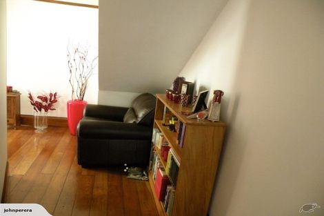 Photo of property in 19 George Street, Thorndon, Wellington, 6011