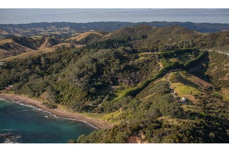 Photo of property in 354 Rockell Road, Whananaki, Hikurangi, 0181
