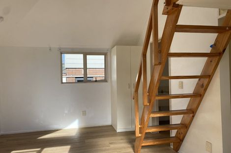 Photo of property in 2 Marendellas Drive, Bucklands Beach, Auckland, 2014