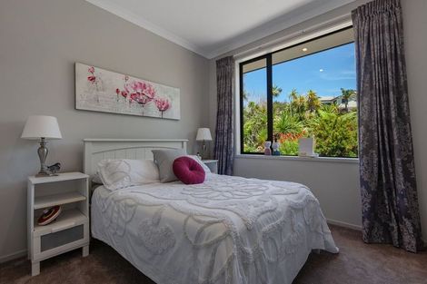 Photo of property in 31 Eagles Way, Cable Bay, 0420