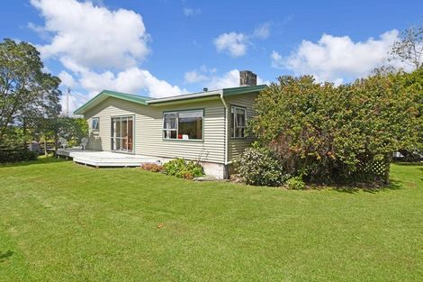 Photo of property in 77 Kaira Road, Kaiwaka, 0573