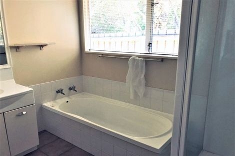 Photo of property in 2a Chalmers Street, Highfield, Timaru, 7910