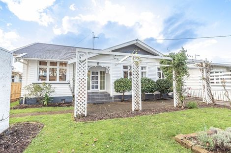 Photo of property in 4 Godwin Crescent, College Estate, Whanganui, 4500
