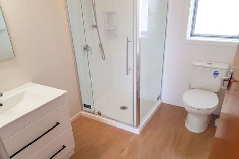 Photo of property in 3/41a Tramway Road, Beach Haven, Auckland, 0626