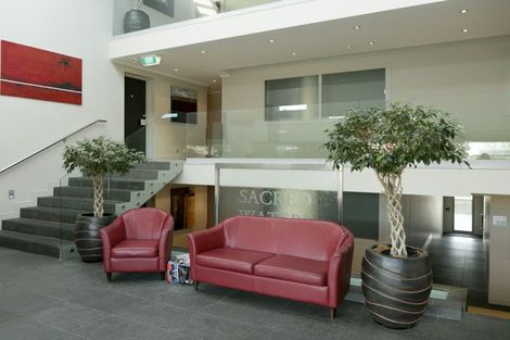 Photo of property in 1/225 Lake Terrace, Waipahihi, Taupo, 3330