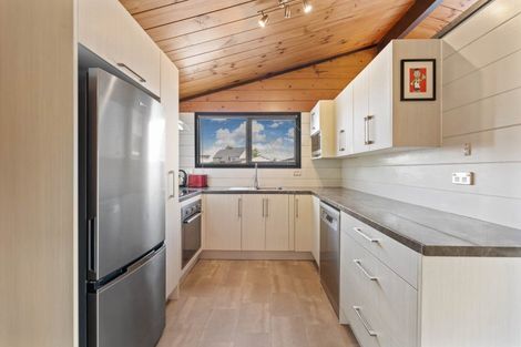 Photo of property in 9 Waipuna Place, Tokoroa, 3420