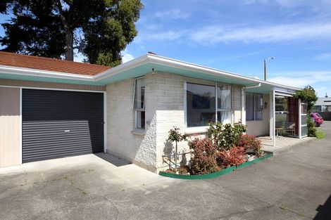 Photo of property in 220a Wolseley Street, Mayfair, Hastings, 4122