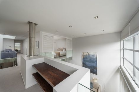 Photo of property in 12 Holly Road, St Albans, Christchurch, 8014
