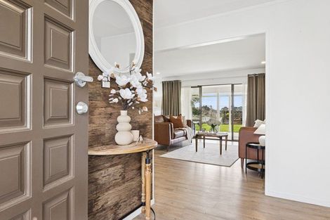 Photo of property in 74 Dale Road, Ramarama, Drury, 2579