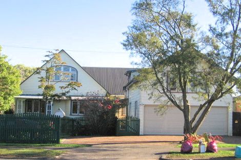 Photo of property in 106 Clevedon Road, Papakura, 2110