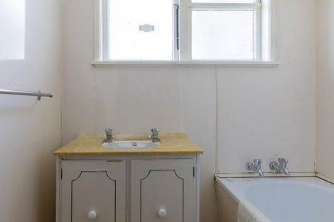 Photo of property in 5 Ngaio Place, Wairakei, Taupo, 3332