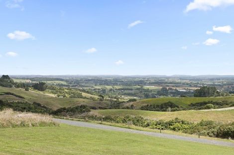 Photo of property in 490 Ararimu Road, Ramarama, Drury, 2579