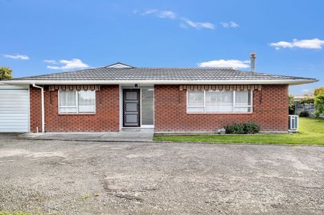 Photo of property in 10 Hollows Crescent, Takaro, Palmerston North, 4412