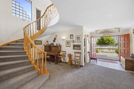 Photo of property in 13 Karina Road, Merrilands, New Plymouth, 4312