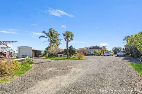 Photo of property in 242 Baylys Coast Road, Dargaville, 0377
