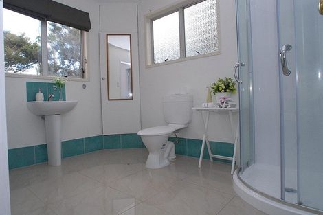 Photo of property in 1/21 Sunburst Lane, Torbay, Auckland, 0630