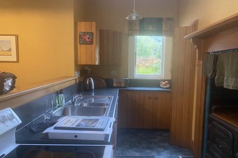 Photo of property in 19 Bell Street, Featherston, 5710