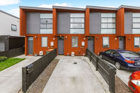 Photo of property in 12 Dignity Street, Papakura, 2110