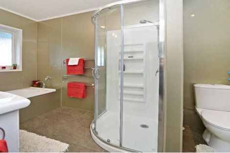 Photo of property in 1/10 Park Estate Road, Rosehill, Papakura, 2113