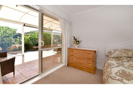 Photo of property in 18 Dan Tori Place, Orewa, 0931