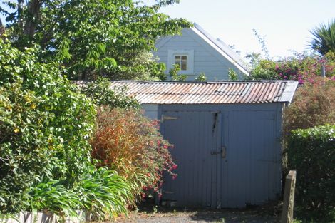 Photo of property in 6 Norfolk Street, Northland, Wellington, 6012