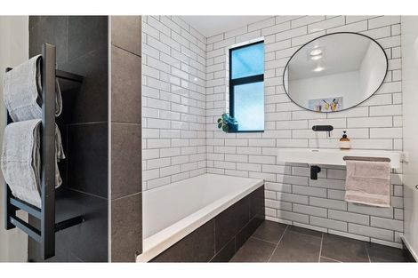 Photo of property in 263 Lake Terrace Road, Shirley, Christchurch, 8061