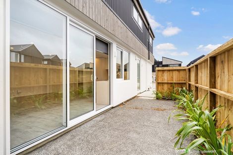 Photo of property in 10/6 Bushland Grove, Paparangi, Wellington, 6037