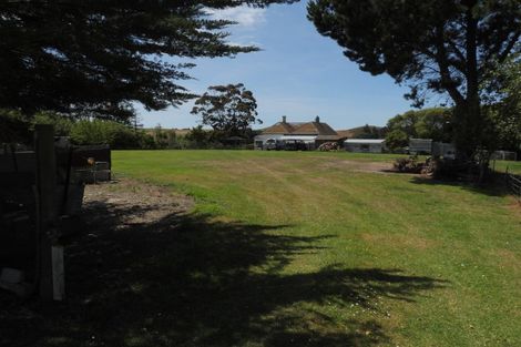 Photo of property in 15 Easons Road, Hampden, 9410