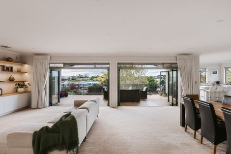 Photo of property in 40 Margaret Drive, Omokoroa, 3114