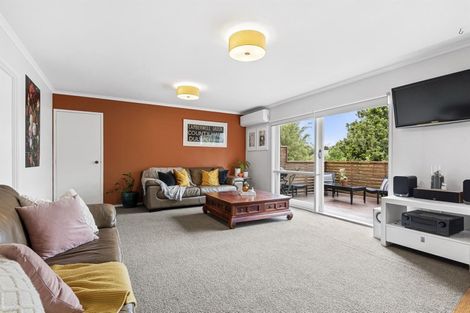 Photo of property in 2/193 Lake Road, Belmont, Auckland, 0622