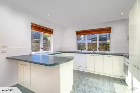 Photo of property in 2/115 Kilkenny Drive, Dannemora, Auckland, 2016