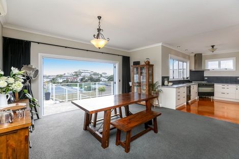 Photo of property in 20 Dorset Avenue, Westown, New Plymouth, 4310