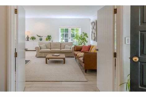 Photo of property in 37 Riverview Road, Kerikeri, 0230