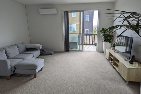 Photo of property in 38 Ceramic Lane, New Lynn, Auckland, 0600