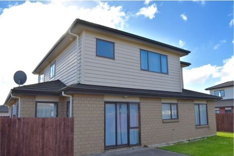 Photo of property in 238 Mark Avenue, Grenada Village, Wellington, 6037