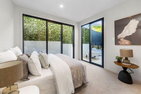 Photo of property in 201d Hurstmere Road, Takapuna, Auckland, 0622