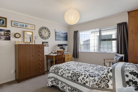 Photo of property in 86 Elizabeth Street, Waikanae, 5036
