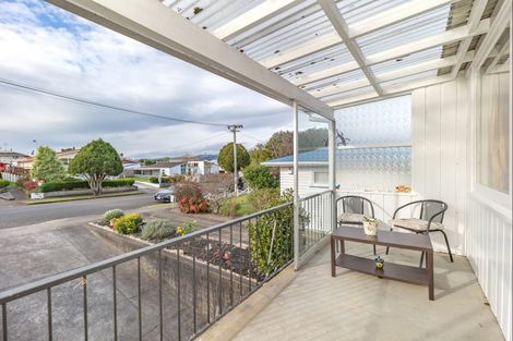 Photo of property in 34 Highbury Drive, Levin, 5510