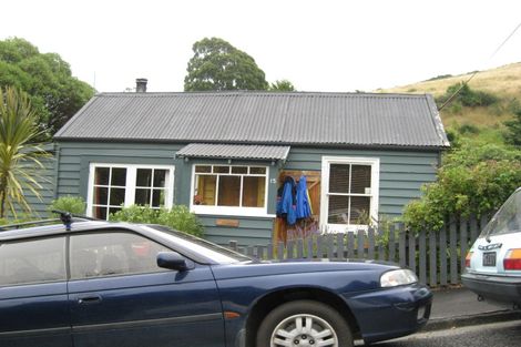 Photo of property in 15 Brenchley Road, Lyttelton, 8082