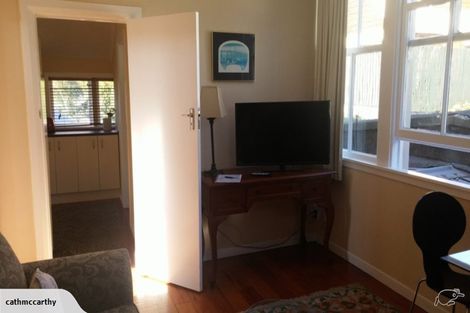 Photo of property in 81 Elizabeth Street, Mount Victoria, Wellington, 6011