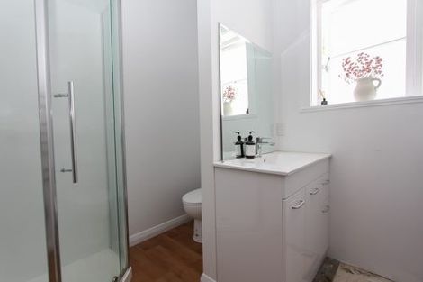 Photo of property in 2 Bains Avenue, Hamilton East, Hamilton, 3216