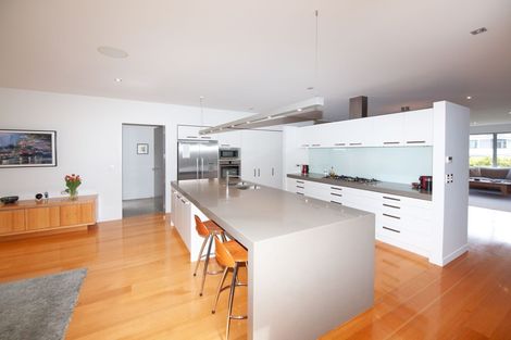 Photo of property in 24e Mandalay Terrace, Khandallah, Wellington, 6035